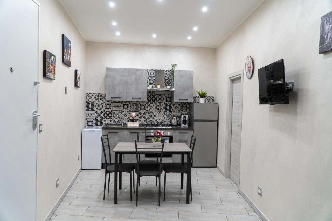 Вилла Casa Vacanze La Dolce Casa Катания Экстерьер фото