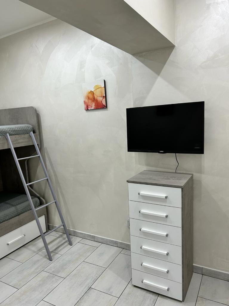 Вилла Casa Vacanze La Dolce Casa Катания Экстерьер фото