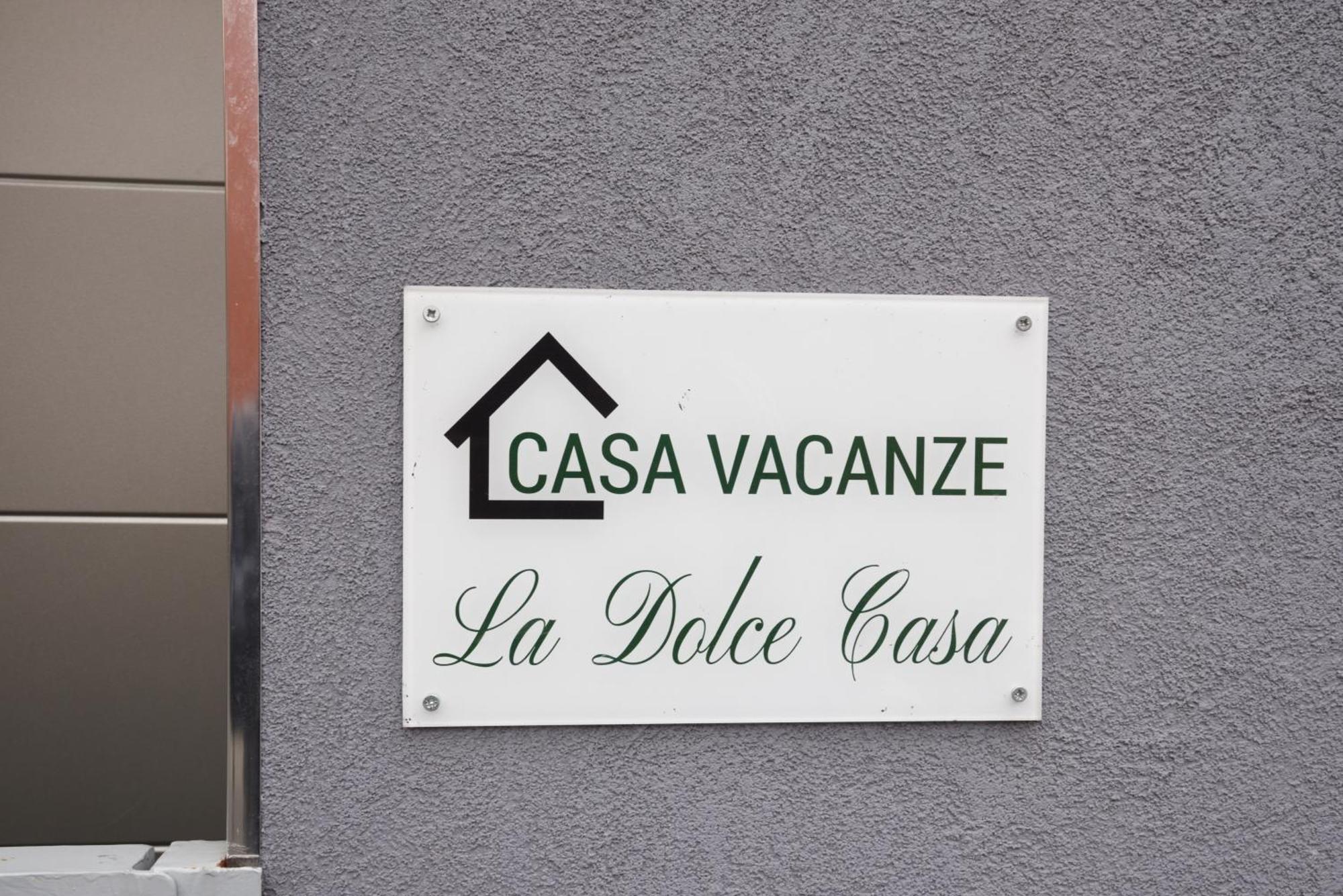 Вилла Casa Vacanze La Dolce Casa Катания Экстерьер фото